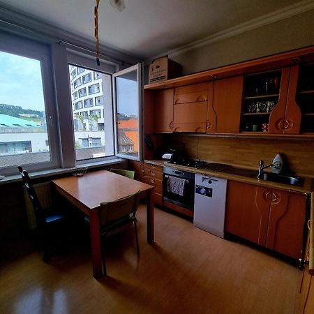 Big 4 Room Huge Apartment Братислава Екстер'єр фото